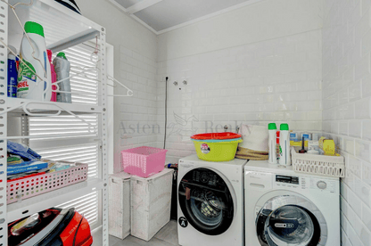 Torviscas_Alto_Luxury_4_bedroom_villa_tenerife_washing_machine_double